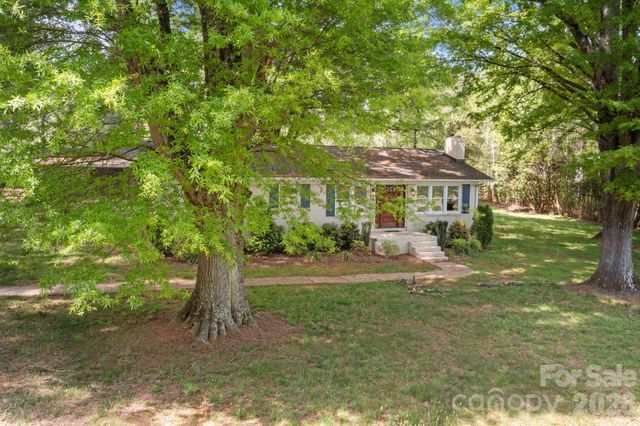 19041 Davidson Concord Road, Davidson, NC 28036