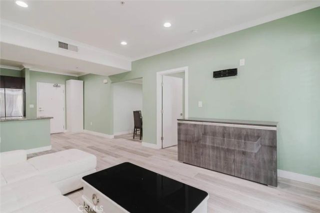 250 N First Street 326, Burbank, CA 91502