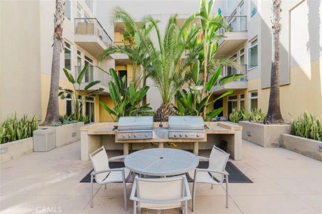 250 N First Street 326, Burbank, CA 91502