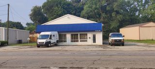 1240 Pipestone Road, Benton Harbor, MI 49022