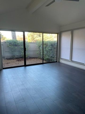 5813 BACK CT, Austin, TX 78731