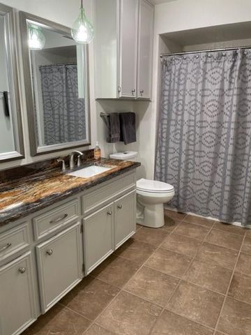 5813 BACK CT, Austin, TX 78731