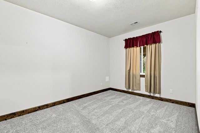 8508 S Vicari Rd, Spokane, WA 99206