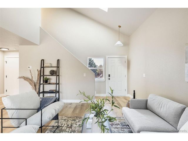 2815 Richmond Dr, Colorado Springs, CO 80922