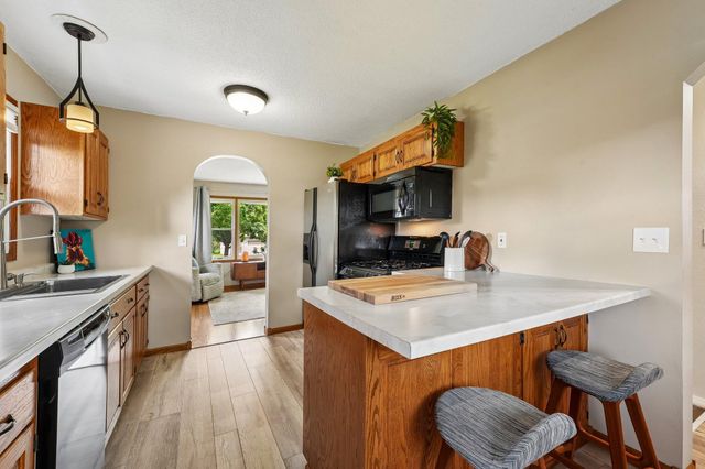 2324 130th Avenue NW, Coon Rapids, MN 55448