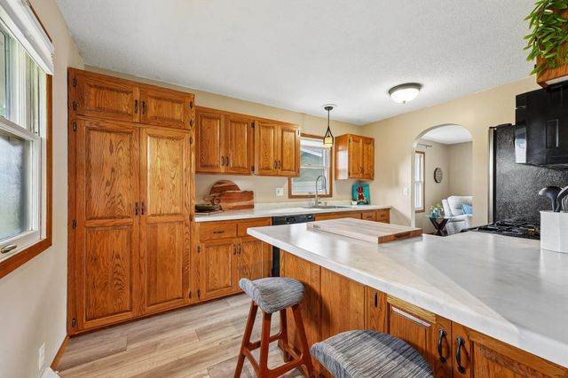 2324 130th Avenue NW, Coon Rapids, MN 55448