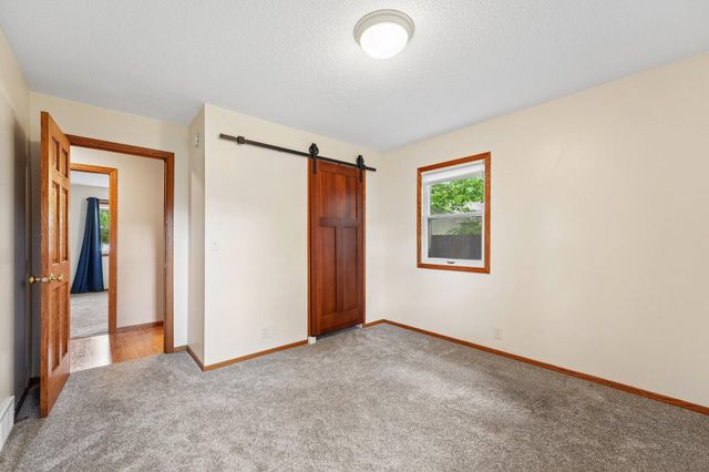 2324 130th Avenue NW, Coon Rapids, MN 55448