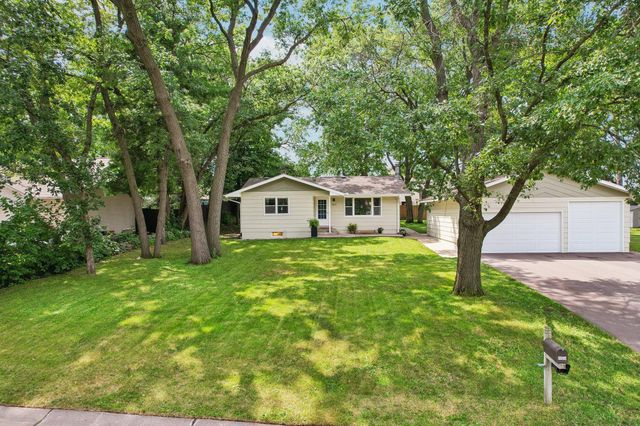 2324 130th Avenue NW, Coon Rapids, MN 55448