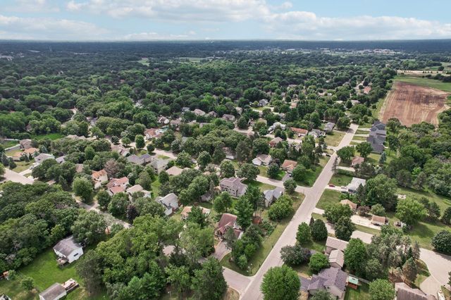 2324 130th Avenue NW, Coon Rapids, MN 55448