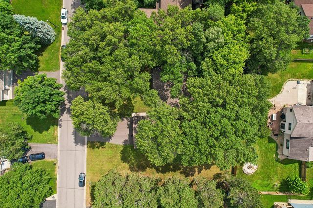 2324 130th Avenue NW, Coon Rapids, MN 55448