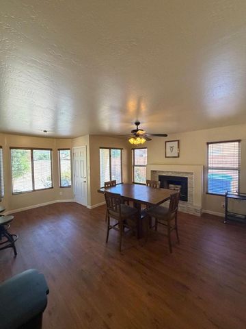 1111 S Tiago Drive, Gilbert, AZ 85233