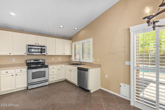 295 W Goldfinch, Chandler, AZ 85286