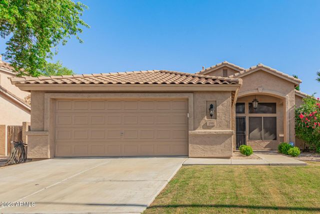 295 W Goldfinch, Chandler, AZ 85286