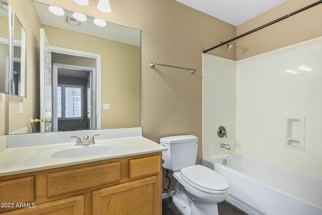 295 W Goldfinch, Chandler, AZ 85286