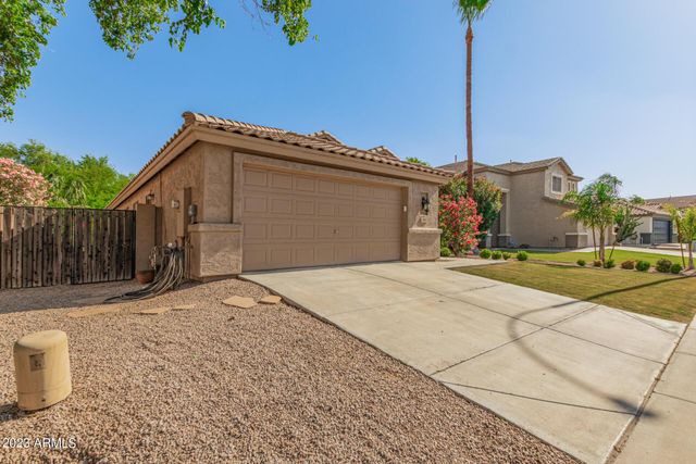 295 W Goldfinch, Chandler, AZ 85286