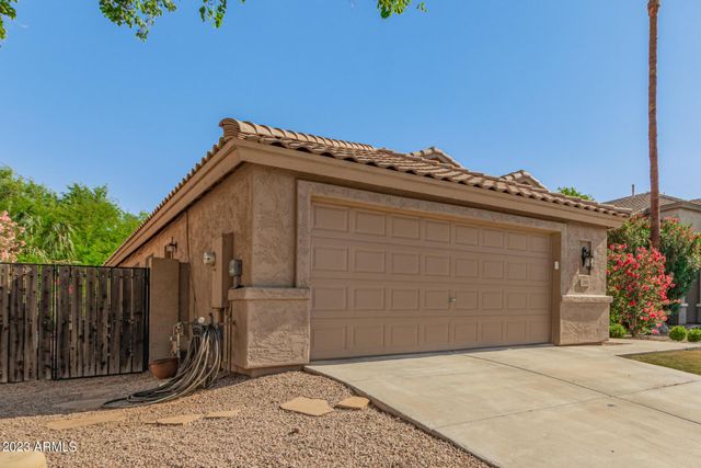 295 W Goldfinch, Chandler, AZ 85286