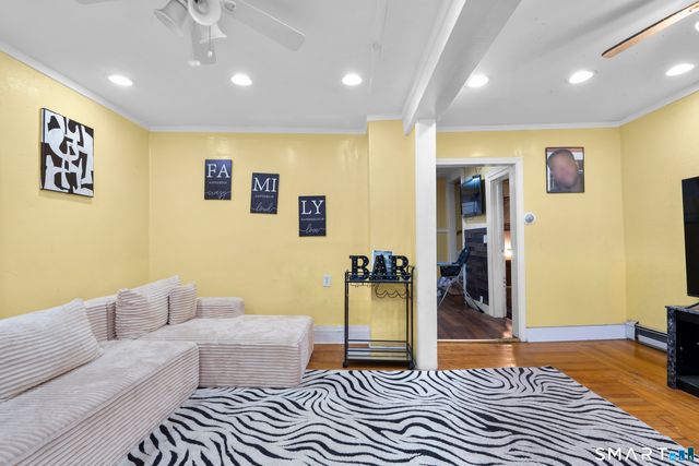 8 West Read Street, New Haven, CT 06511