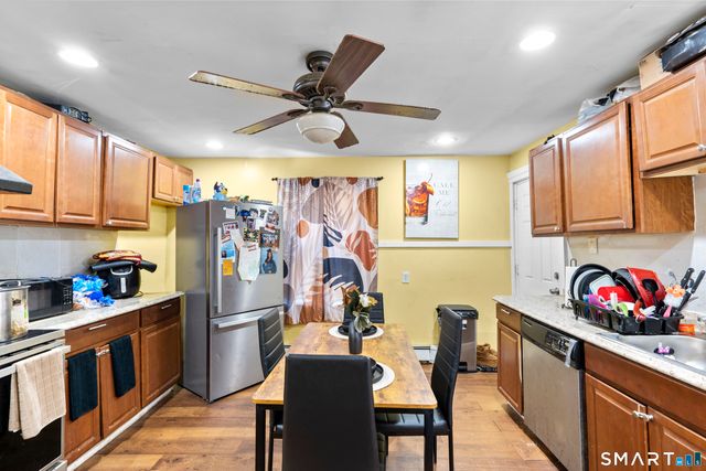 8 West Read Street, New Haven, CT 06511