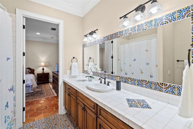 4911 W MELROSE AVENUE S, Tampa, FL 33629