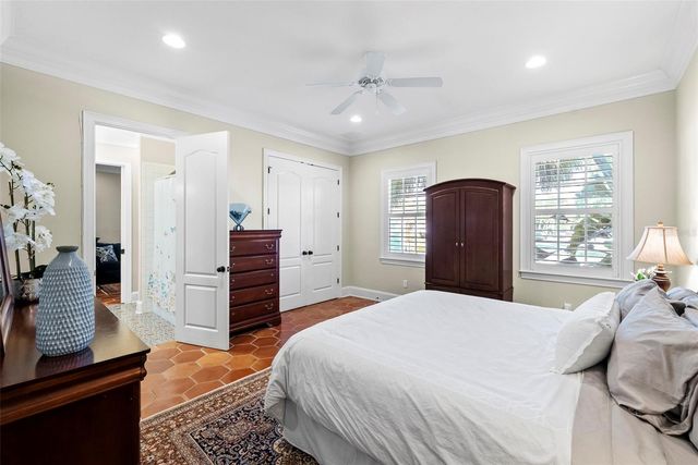 4911 W MELROSE AVENUE S, Tampa, FL 33629