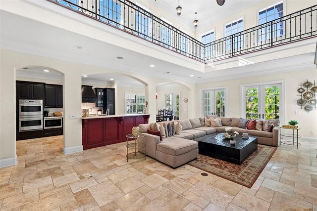 4911 W MELROSE AVENUE S, Tampa, FL 33629