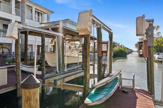 4911 W MELROSE AVENUE S, Tampa, FL 33629