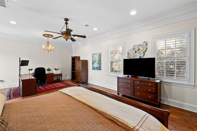 4911 W MELROSE AVENUE S, Tampa, FL 33629