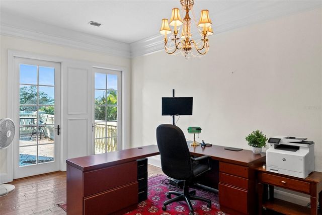 4911 W MELROSE AVENUE S, Tampa, FL 33629