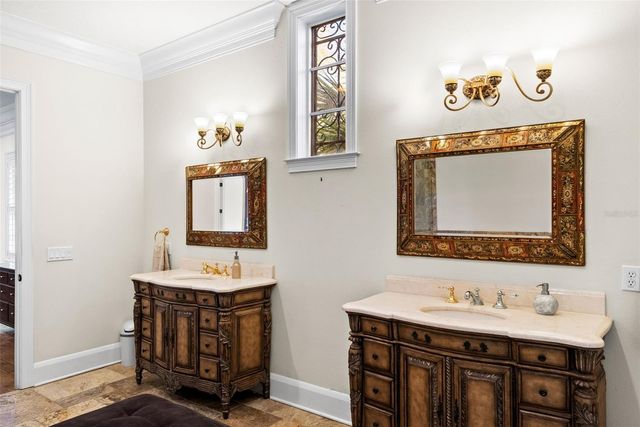 4911 W MELROSE AVENUE S, Tampa, FL 33629