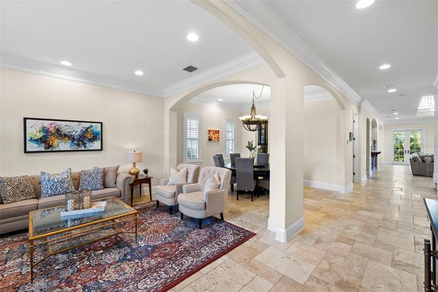 4911 W MELROSE AVENUE S, Tampa, FL 33629