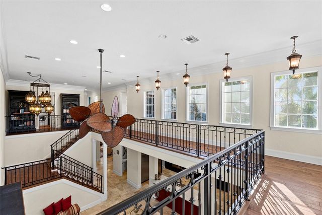 4911 W MELROSE AVENUE S, Tampa, FL 33629