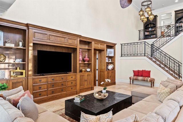 4911 W MELROSE AVENUE S, Tampa, FL 33629