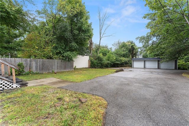 3356 Euclid Heights Boulevard, Cleveland Heights, OH 44118