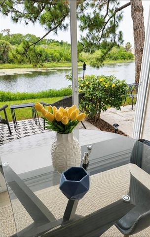 8360 WINGATE DRIVE 811, Sarasota, FL 34238