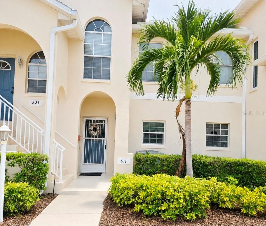 8360 WINGATE DRIVE 811, Sarasota, FL 34238