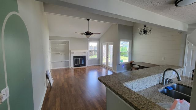 131 Southern Trce, Hendersonville, TN 37075