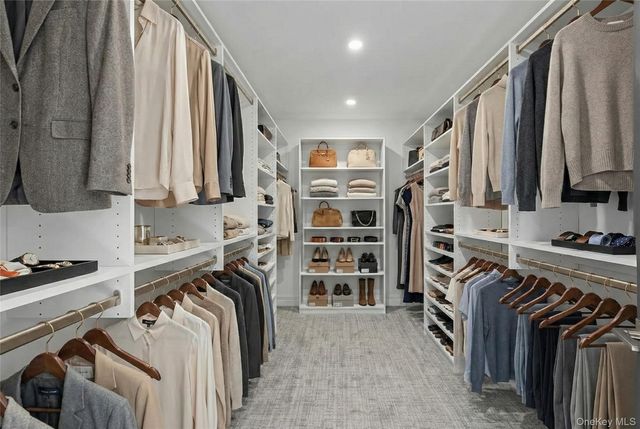 1 Warwick Isle Boulevard, Pine Island, NY 10969