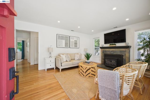 3469 Bernal Ave, Pleasanton, CA 94566