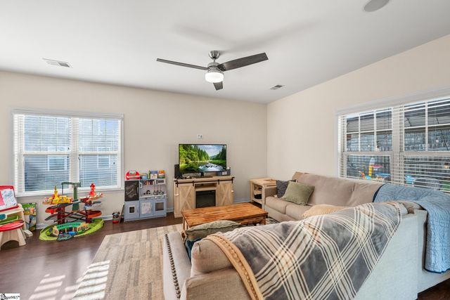 123 Dunnsmore Drive, Inman, SC 29349