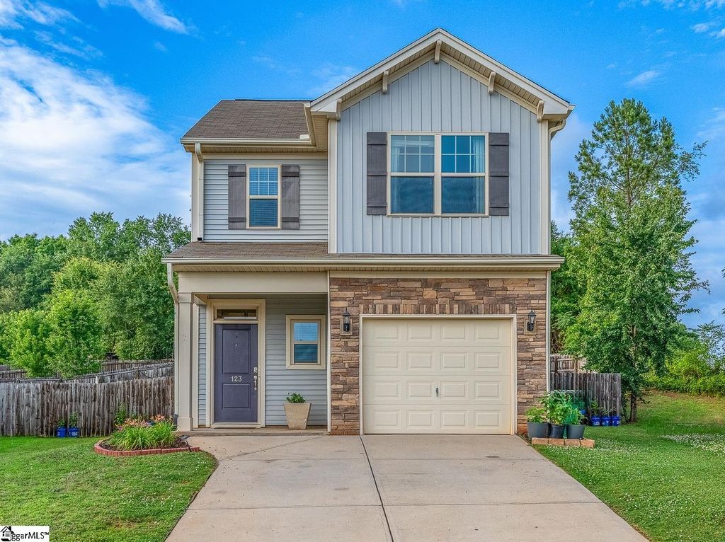 123 Dunnsmore Drive, Inman, SC 29349