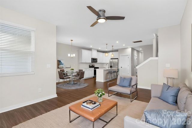 9521 Munsing Drive, Charlotte, NC 28269