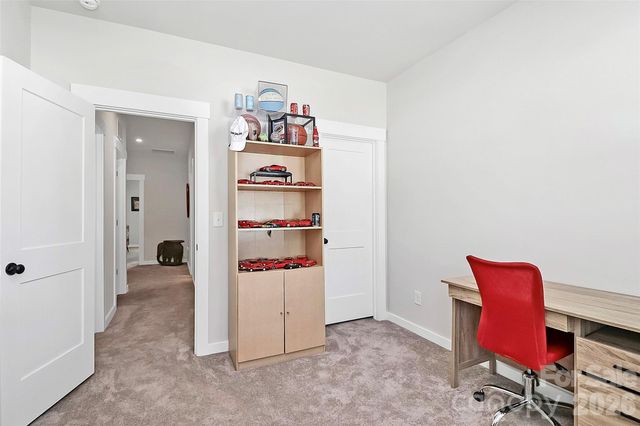 9521 Munsing Drive, Charlotte, NC 28269