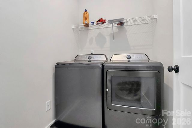 9521 Munsing Drive, Charlotte, NC 28269