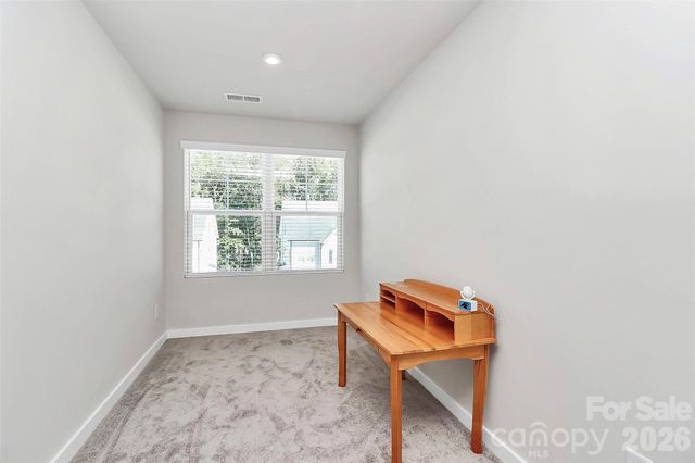 9521 Munsing Drive, Charlotte, NC 28269