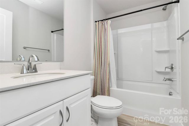 9521 Munsing Drive, Charlotte, NC 28269