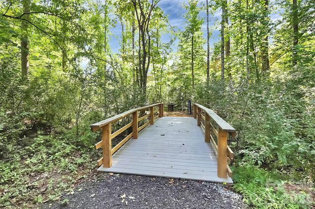 9521 Munsing Drive, Charlotte, NC 28269