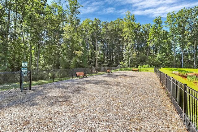 9521 Munsing Drive, Charlotte, NC 28269