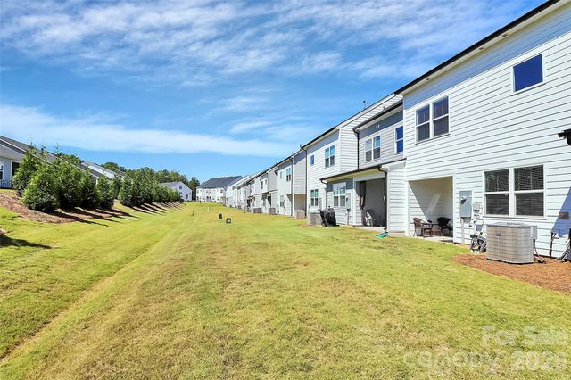 9521 Munsing Drive, Charlotte, NC 28269