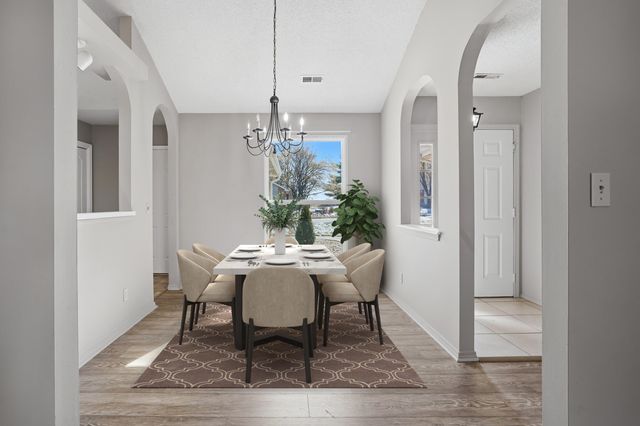 4905 GLENCAIRN DR, Columbia, MO 65203