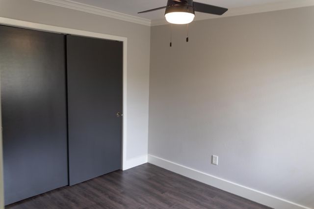 1204 Osborne Drive, Friendswood, TX 77546